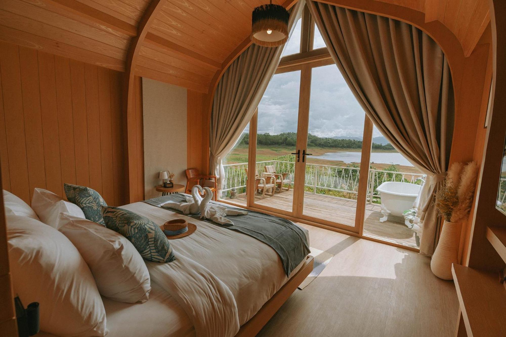 Le La Lake Resort And Spa Kaeng Kachan Ngoại thất bức ảnh