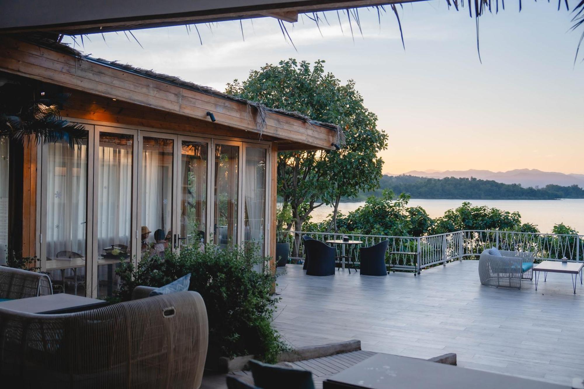 Le La Lake Resort And Spa Kaeng Kachan Ngoại thất bức ảnh